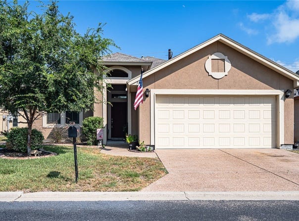 401 Inverrary Drive unit: 36, Rockport, TX 78382
