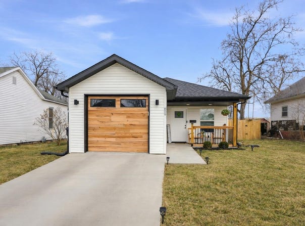 809 Concannon St, Moberly, MO 65270