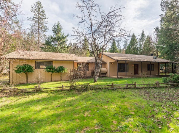 376 Mountain View Drive, Lewiston, CA 96052
