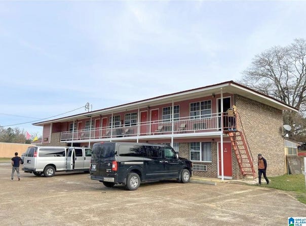 705 SOUTH MAIN STREET, LINDEN, AL 36748