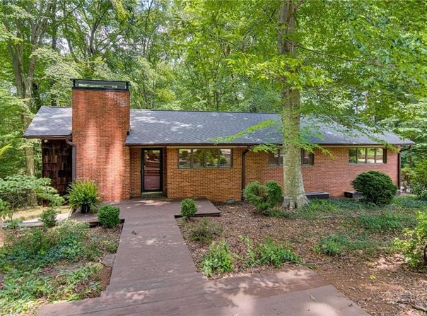 5900 Arden Drive, Clemmons, NC 27012