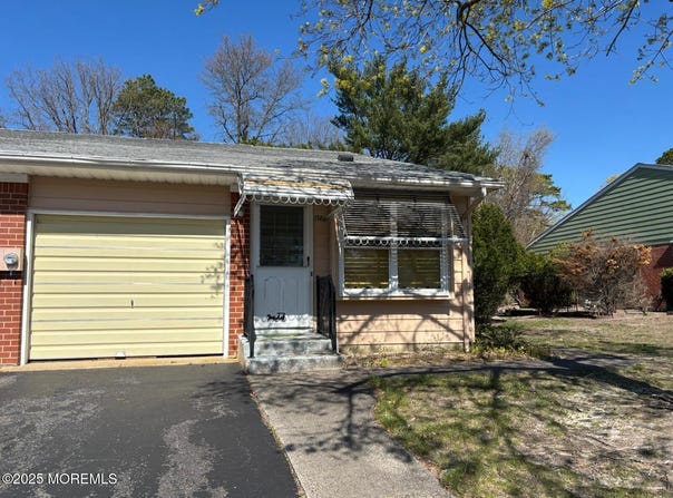 138 Hudson Parkway, Whiting, NJ 08759