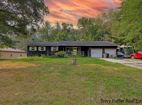 3285 4th Street, Twin Lake, MI 49457