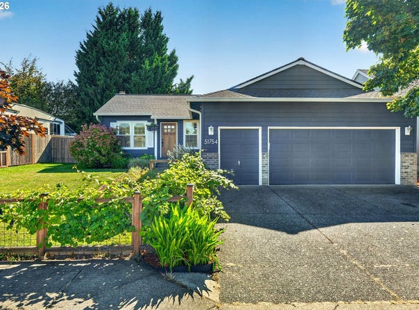 51754 SE 6TH St, Scappoose, OR 97056