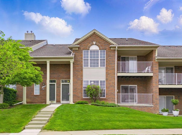1852 Flagstone, Rochester, MI 48307