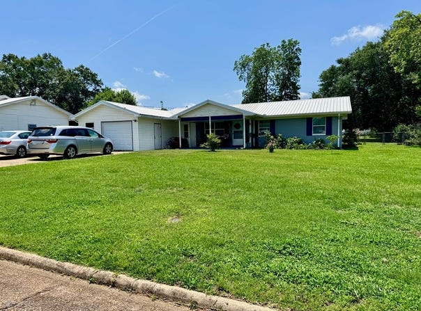 105 Alberta Dr, Abbeville, AL 36310