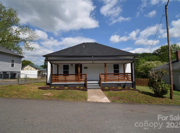 62 Fourth Street, Cramerton, NC 28032