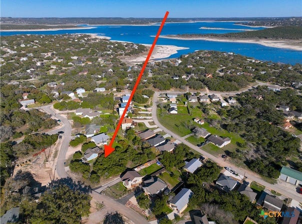 1100 Diamondhead Drive, Canyon Lake, TX 78133