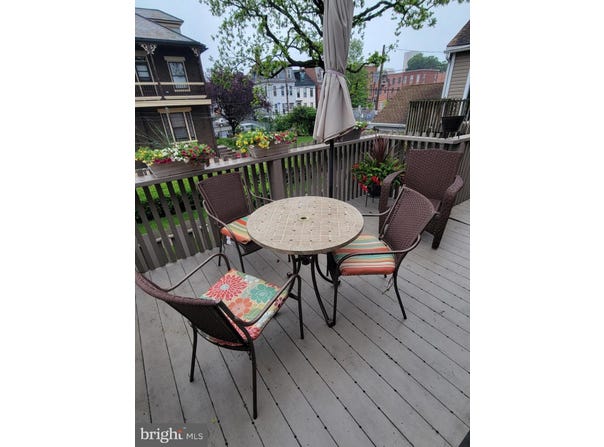 226 CHARLES STREET, HARRISBURG, PA 17102