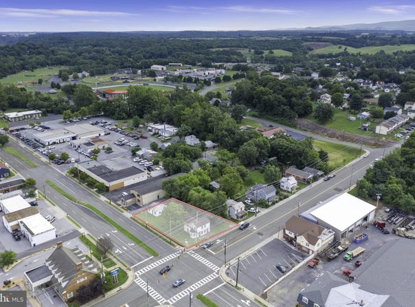 202 E 6TH Street, FRONT ROYAL, VA 22630