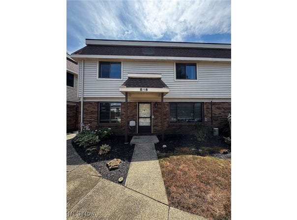 7050 Chillicothe Road unit: B18, Mentor, OH 44060