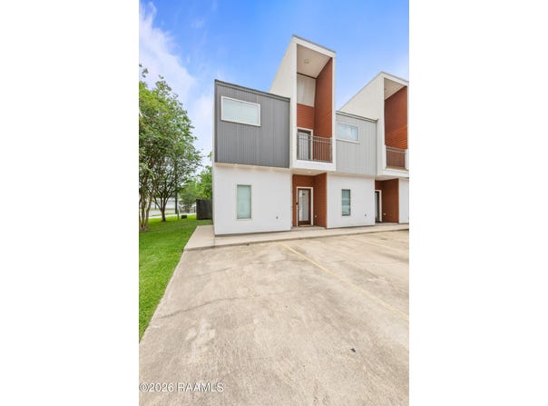 113 Bayou Street, Lafayette, LA 70503