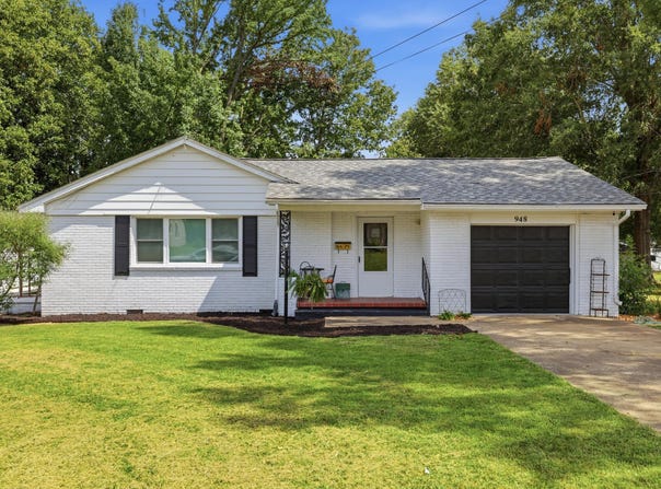 948 S 1st Street, Mayfield, KY 42066