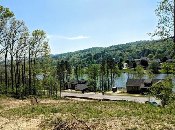 42 Canoe Cove, Ringgold, GA 30736