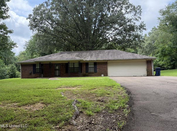 3145 Star Landing Road, Nesbit, MS 38651