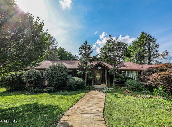 104 Ogden Circle, Oak Ridge, TN 37830