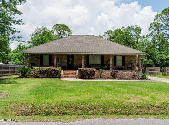 6816 Natchez Street, Biloxi, MS 39532