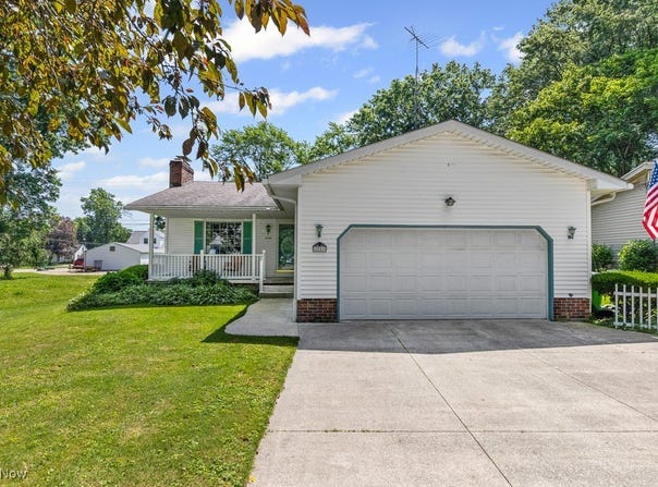 2220 Western Avenue, Alliance, OH 44601