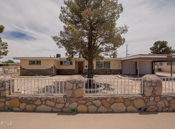 10012 SINGAPORE Avenue, El Paso, TX 79925