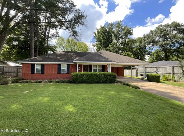 814 Windsor Road, Grenada, MS 38901