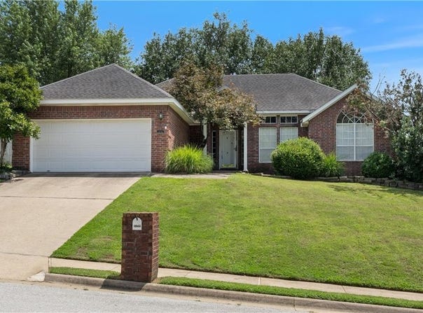 3231 Amberwood  ST, Springdale, AR 72762