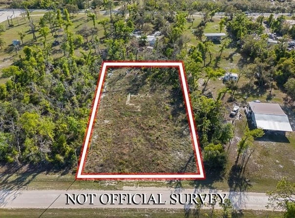 Royal Oak Dr, Perry, FL 32348
