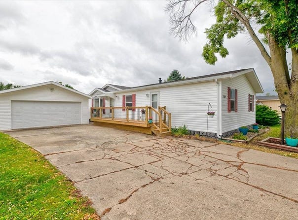 4333 Parkridge Ave, PLEASANT HILL, IA 50327