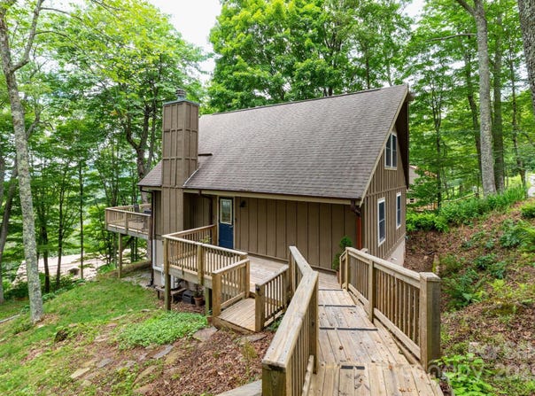 920 McKinney Gap Drive, Mars Hill, NC 28754