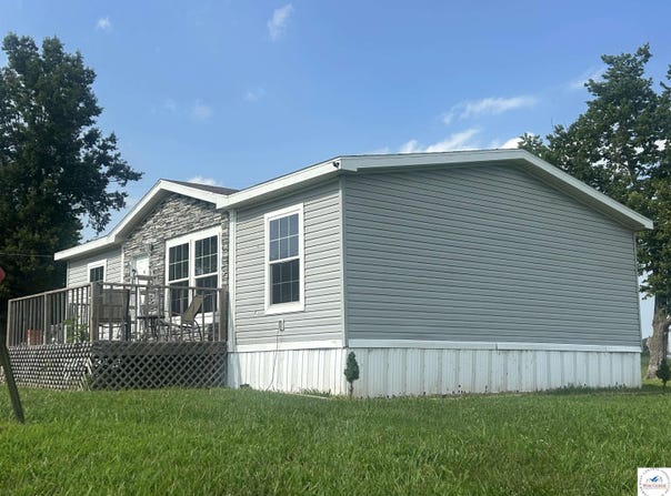 4418 NW DD Highway, Urich, MO 64788