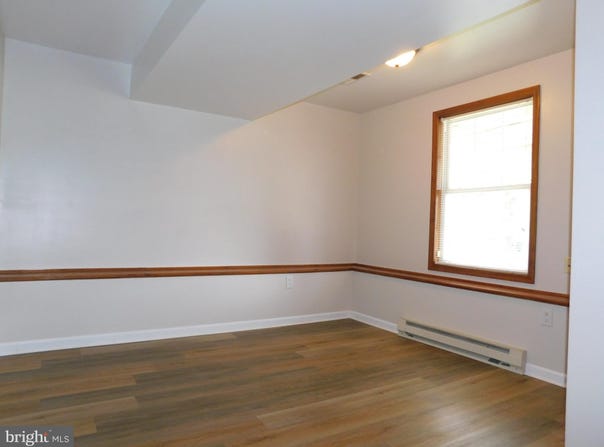 158 S PHILLIPS AVENUE, WAYNESBORO, PA 17268