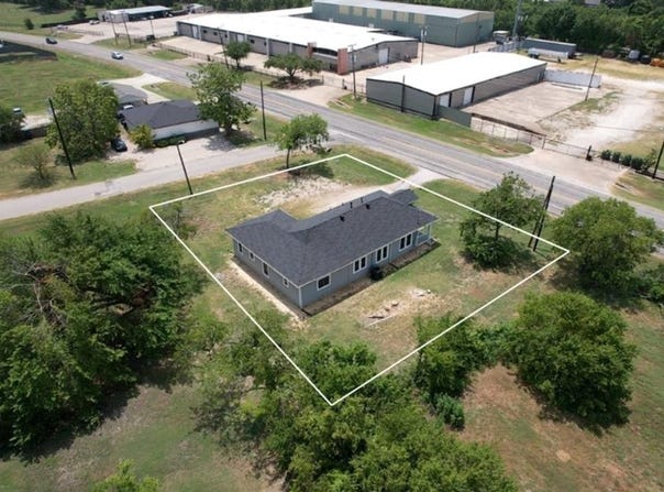 802 E Broad Street, Forney, TX 75126