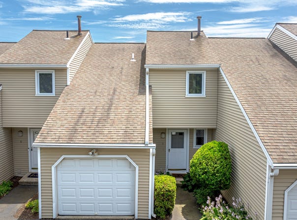 27 Bayview Place, West Haven, CT 06516