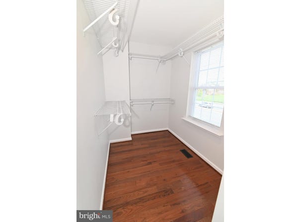 5012 SILVER HILL ROAD, SUITLAND, MD 20746