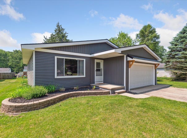 4776 Joan Lane, Pinckney, MI 48169