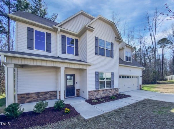 69 Azul Drive, Clayton, NC 27520