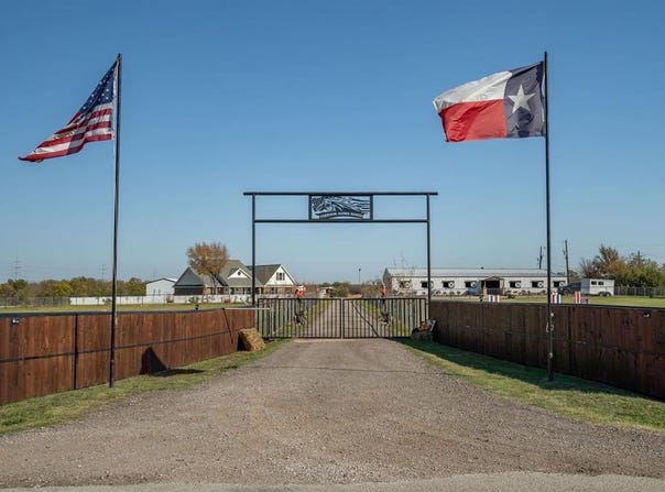 4574 Masch Branch Road, Krum, TX 76266