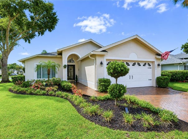 5602 ROCKFIELD Loop, VALRICO, FL 33596