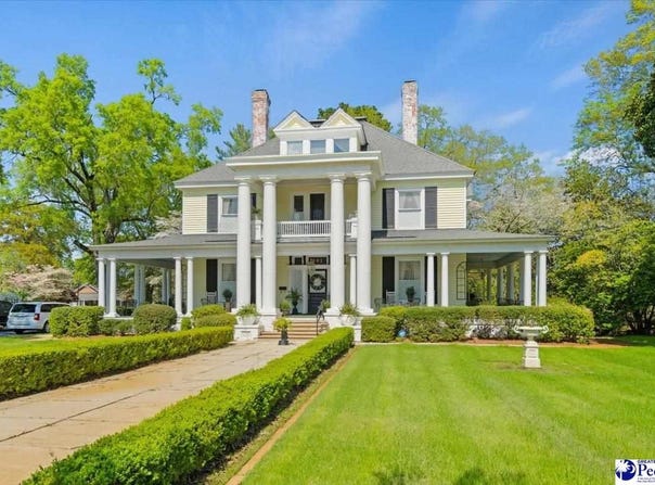 601 E Main Street, Dillon, SC 29536-3557