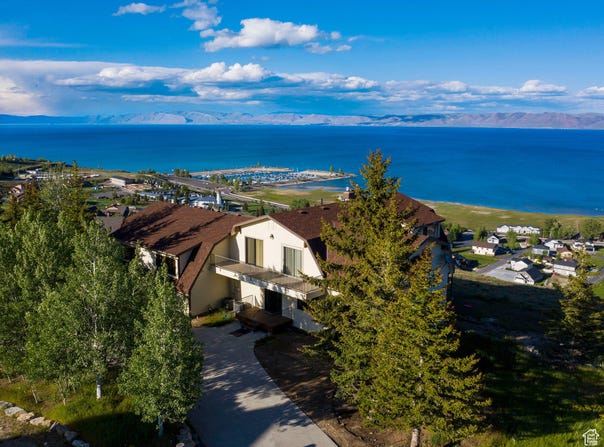 588 W RASPBERRY PATCH Rd, Garden City, UT 84028