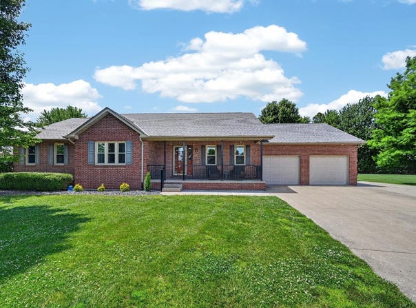 920 Doesprings Drive, Sunman, IN 47041
