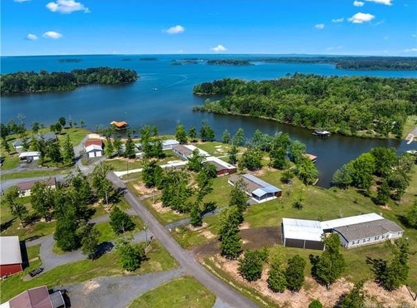 129 St Thomas Circle, Florien, LA 71429