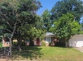 4211 Birdwell Drive, Tyler, TX 75703