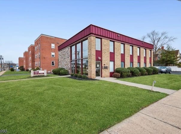 1 Eastern Ave, Somerville Boro, NJ 08876