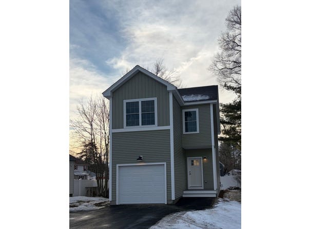 5 Broad Avenue, Concord, NH 03301