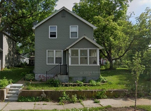 690 Watson Avenue, Saint Paul, MN 55102