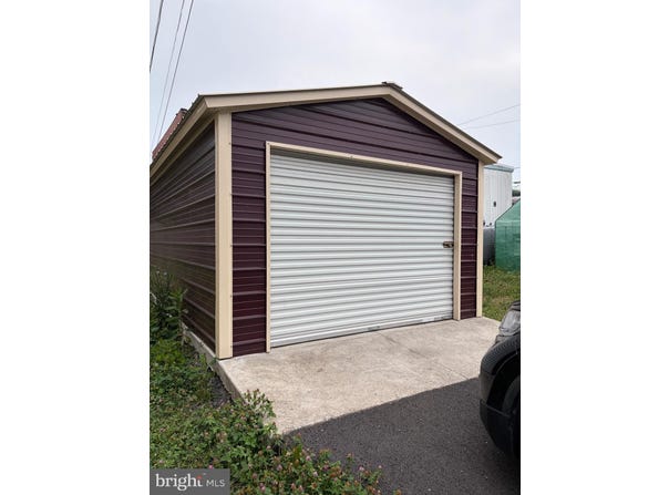 FRONT Street, SAINT CLAIR, PA 17970