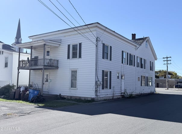 22 S Market Street, Johnstown, NY 12095