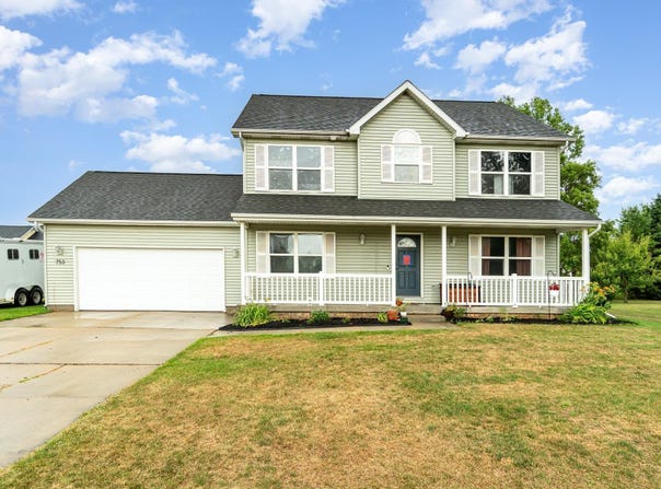 753 Deer Run Drive, Mt Pleasant, MI 48858
