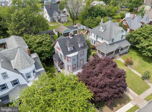 207 E RIDLEY AVENUE, RIDLEY PARK, PA 19078