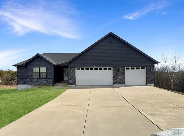 764 Red Clover Drive, Cedar Hill, MO 63016